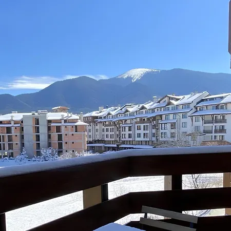 Belvedere Club H62 Mountains View Апартаменти