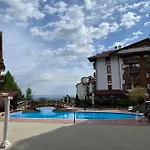 Belvedere Club H62 Mountains View *