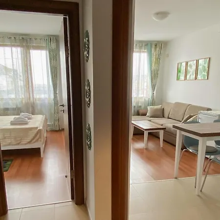 Belvedere Club H62 Mountains View *