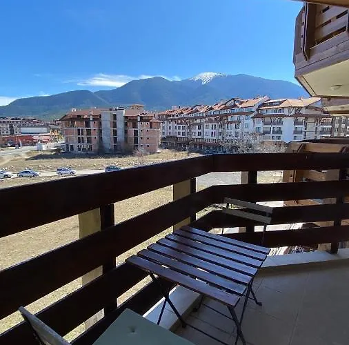 Belvedere Club H62 Mountains View