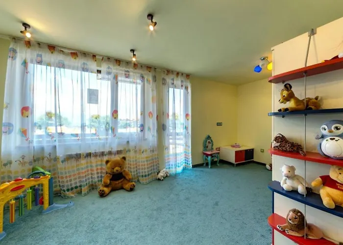 Belvedere Club H62 Mountains View *